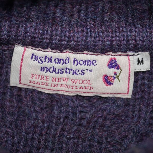Vintage 80s Pure New Wool Scotland Cable Knit Chunky Turtleneck Sweater - Picture 3 of 5